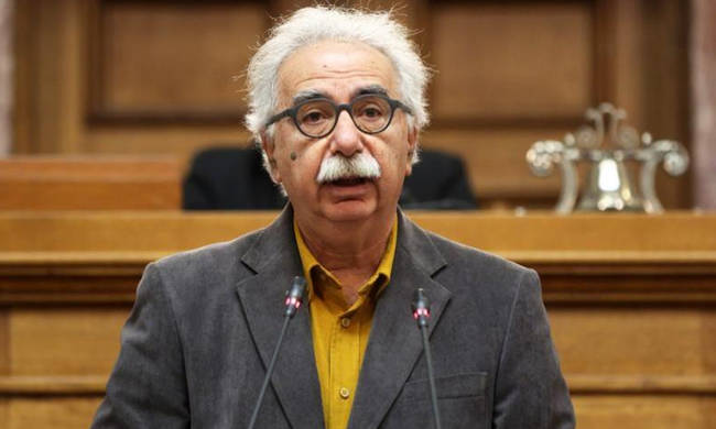 Γαβρόγλου: Τέλος οι πανελλήνιες – Διορίζονται 15.000 μόνιμοι εκπαιδευτικοί 16