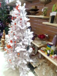 Χριστουγεννιάτικα είδη και διακοσμητικά στο κατάστημα SOTREK 40
