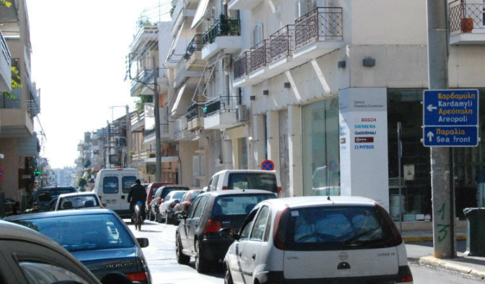Προειδοποιητικά φανάρια σε διασταυρώσεις της Καλαμάτας 24 Προειδοποιητικά φανάρια σε διασταυρώσεις της Καλαμάτας 13
