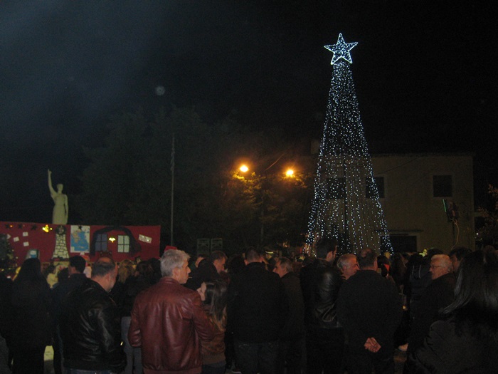 Φωταγώγηση του Χριστουγεννιάτικου Δέντρου στον Δήμο Οιχαλίας 8