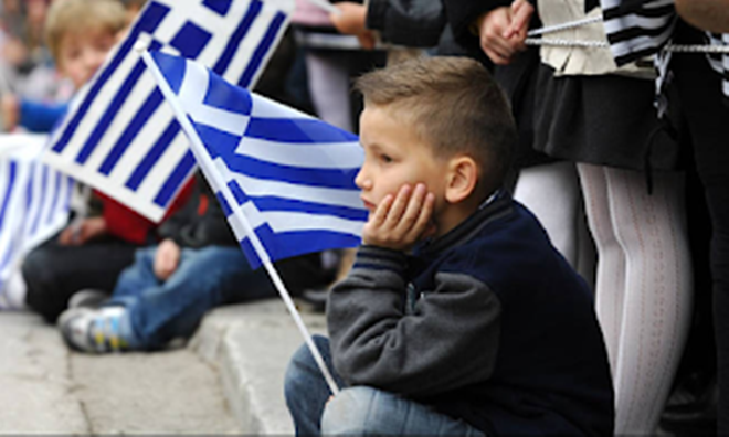 «Σβήνει» η Ελλάδα: Μειώνονται οι γεννήσεις – Γερνάει ο πληθυσμός 13