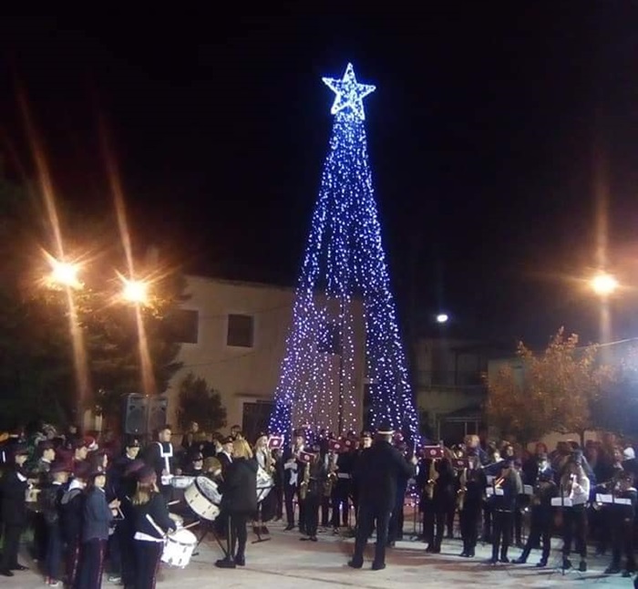 Φωταγώγηση του Χριστουγεννιάτικου Δέντρου στον Δήμο Οιχαλίας 9