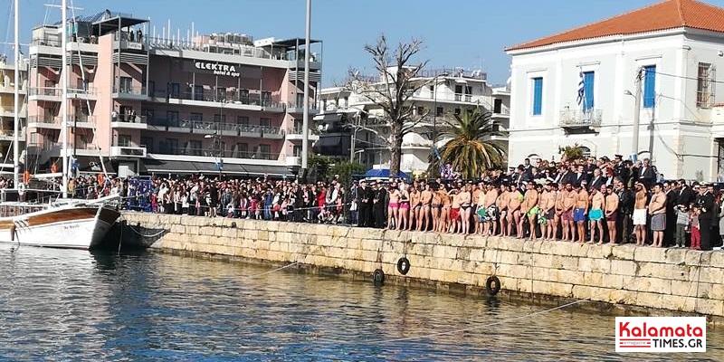 Θεοφάνεια 2019: Ο αγιασμός των υδάτων στην Καλαμάτα 3