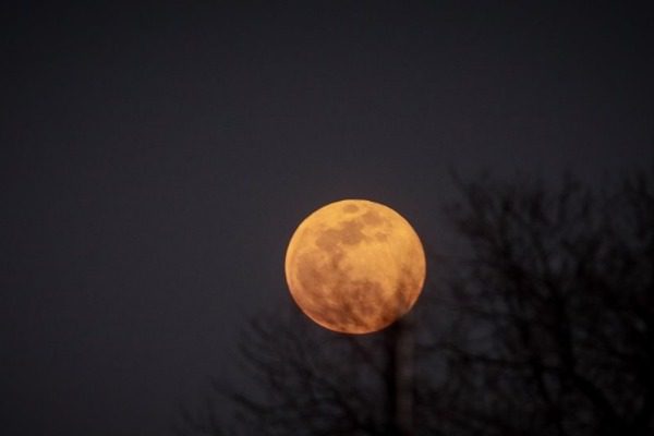 Μαγική η υπερπανσέληνος του Φεβρουαρίου 1