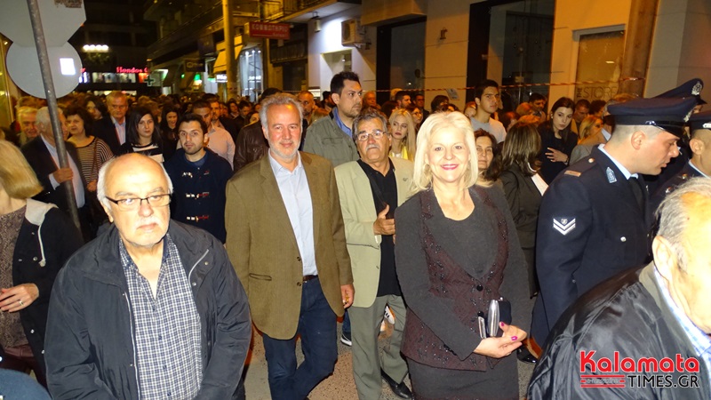 Ο Επιτάφιος στην Υπαπαντή της Καλαμάτας (photos+video) 29