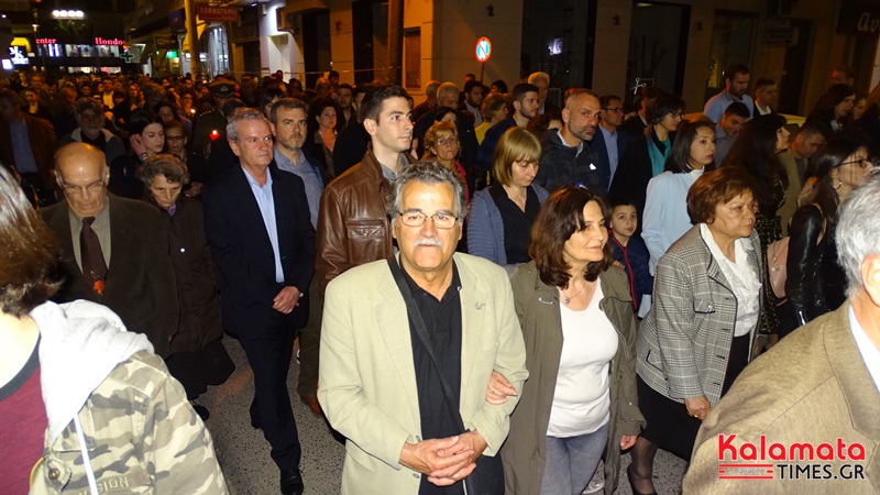 Ο Επιτάφιος στην Υπαπαντή της Καλαμάτας (photos+video) 30