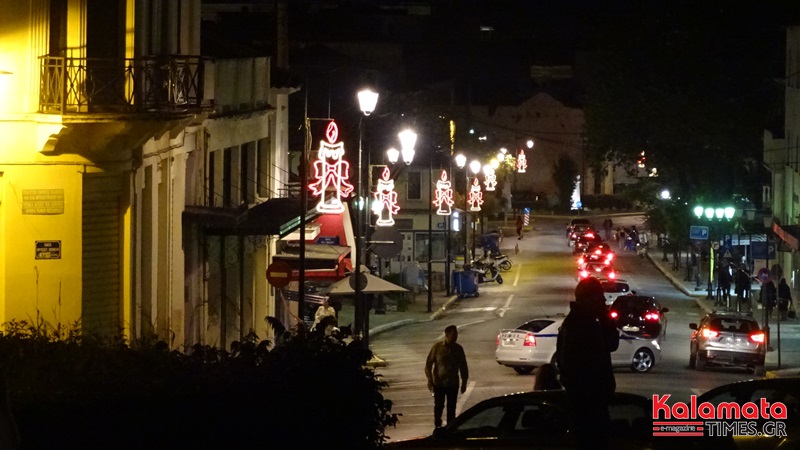 Ο Επιτάφιος στην Υπαπαντή της Καλαμάτας (photos+video) 32