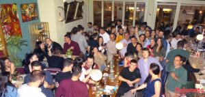 Ο Βασίλης Τζαμουράνης στο πάρτυ του Πρότυπου Δήμου 42