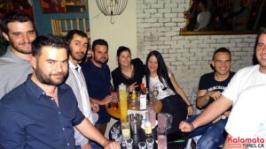 Ο Βασίλης Τζαμουράνης στο πάρτυ του Πρότυπου Δήμου 57