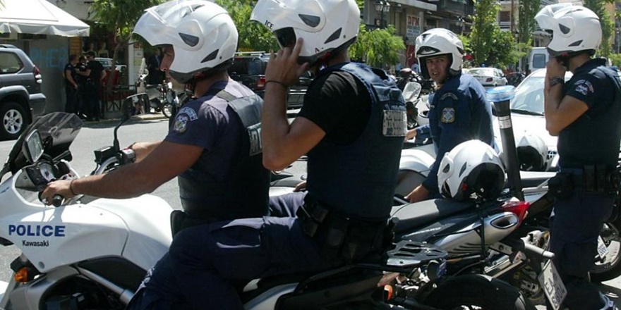 Προσλήψεις 1.500 ειδικών φρουρών για την ενίσχυση της ομάδας ΔΙΑΣ 3