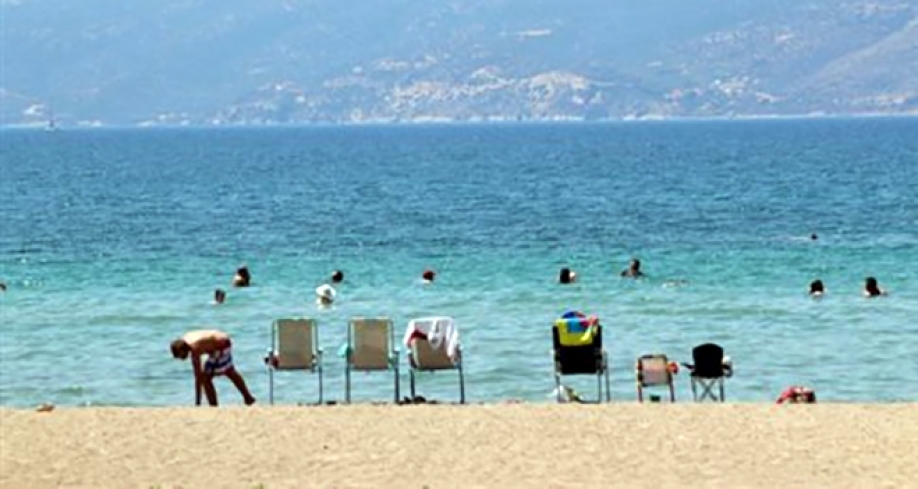 71χρονη λουόμενη έχασε την ζωή της στην Μάνη 20