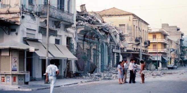 Τελετή για την 33η επέτειο των σεισμών του 1986 στην Καλαμάτα 3