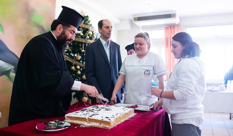 Το Άσυλο Απόρων Ανιάτων της Ιεράς Μητροπόλεως Μεσσηνίας έκοψε Βασιλόπιτα 6