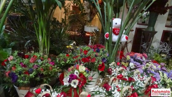 Αποστολή λουλουδιών για το πιο γλυκό «Σ' αγαπώ» από το ανθοπωλείο Μπούνας 12