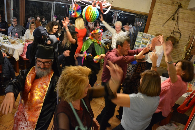 Οι πεζοπόροι του Ευκλή γλέντησαν, χόρεψαν και ξεφάντωσαν στην Αποκριάτικη γιορτή τους. 8