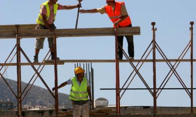 Το Συνδικάτο Οικοδόμων για την καταβολή του δωροαδειόσημου Πάσχα 41