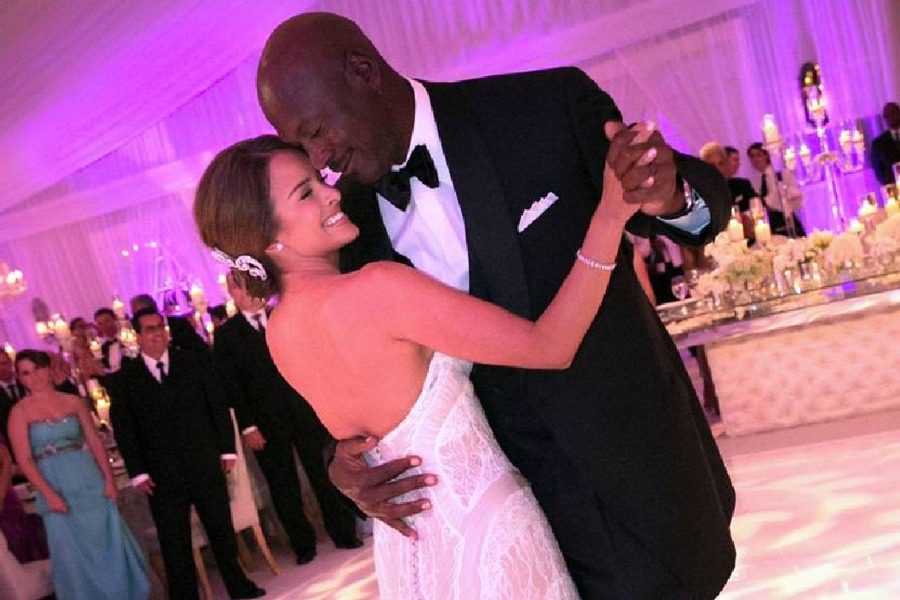 Δείτε την εντυπωσιακή σύζυγο του Michael Jordan 17