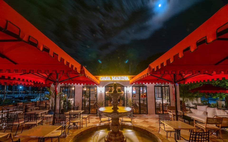 Welcome Back Drinks: Τα μπαρ στην Καλαμάτα που μας κερνάνε ποτά την Πέμπτη 1
