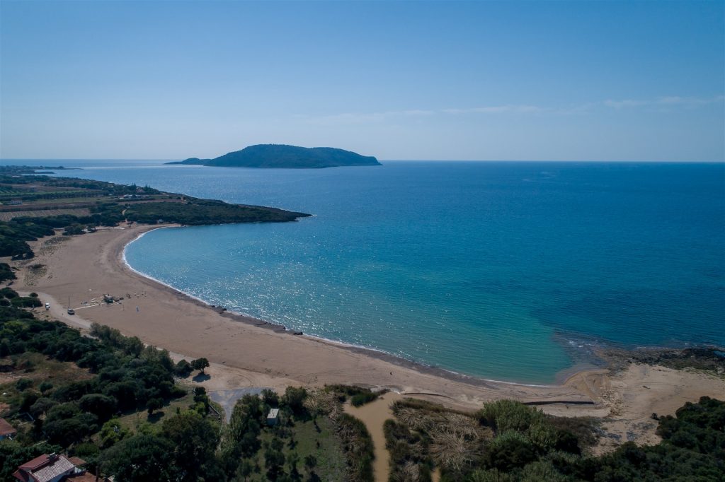 παραλία Λαγκούβαρδος