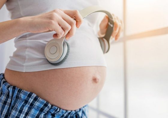 Το έμβρυο ακούει και αισθάνεται – πώς;