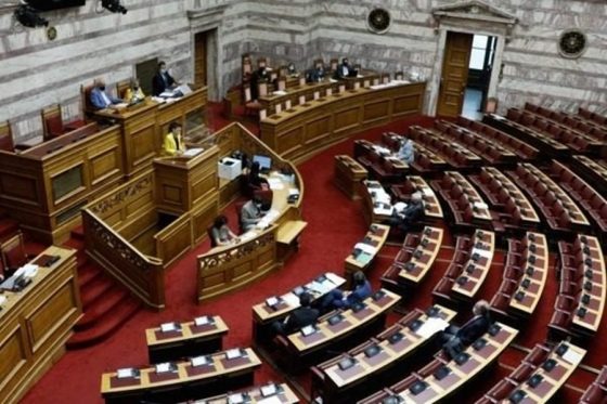 Με ευρύτατη πλειοψηφία πέρασε το νομοσχέδιο για τα δίκτυα 5G από τη Βουλή