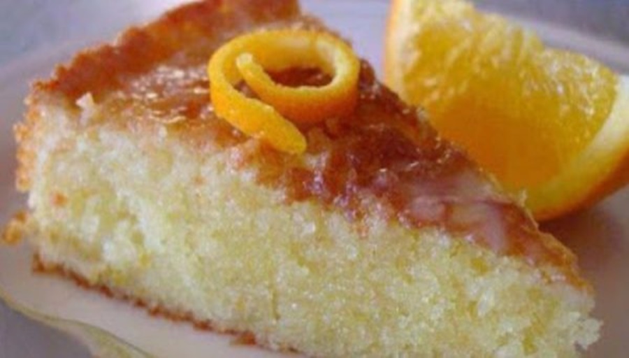 Συνταγή για πορτοκαλόπιτα κέικ που λιώνει στο στόμα 1
