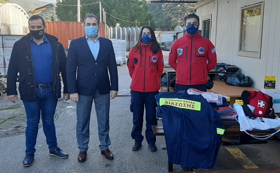 Εκπαιδευτικό απινιδωτή και εξοπλισμό προσέφερε ο Δήμος στην Ελληνική Ομάδα Διάσωσης/Παράρτημα Μεσσηνίας 1