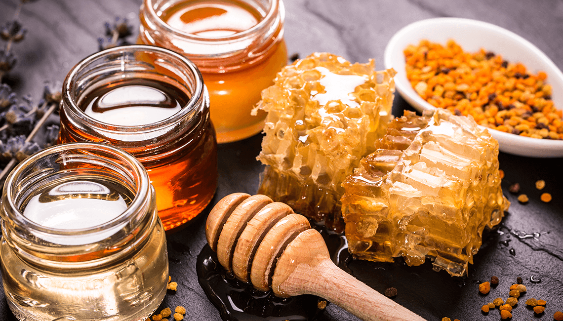 σημάδια από σπυράκια; δύο πανεύκολες συνταγές με μέλι που θα τα εξαφανίσουν! 1