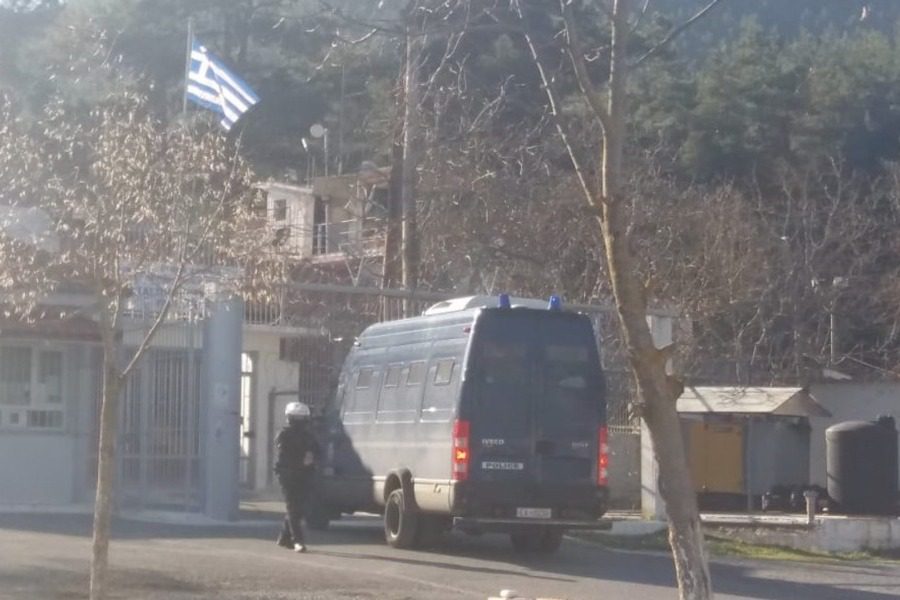 Έφτασε στις φυλακές Τρίπολης ο Δημήτρης Λιγνάδης 3