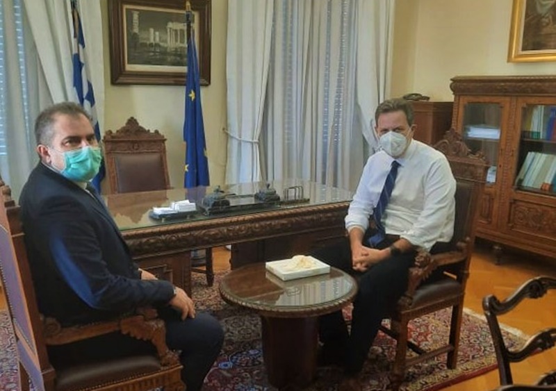 Με τον Αναπλ. Υπουργό Οικονομικών Θ. Σκυλακάκη συναντήθηκε ο Δήμαρχος Θ. Βασιλόπουλος 1