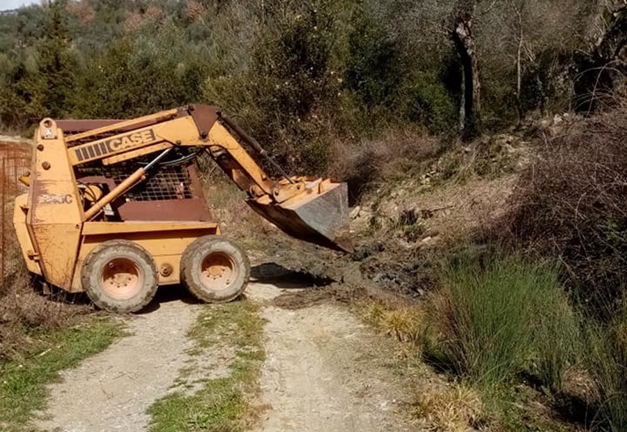 Συνεργεία του Δήμου Καλαμάτας για παρεμβάσεις στις Κοινότητες 3