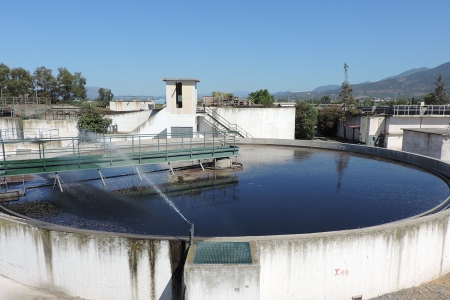 Περί τους 800 φορείς με κορονοϊό στην Καλαμάτα δείχνει το ιικό φορτίο που ανιχνεύτηκε στον Βιολογικό Καθαρισμό 1