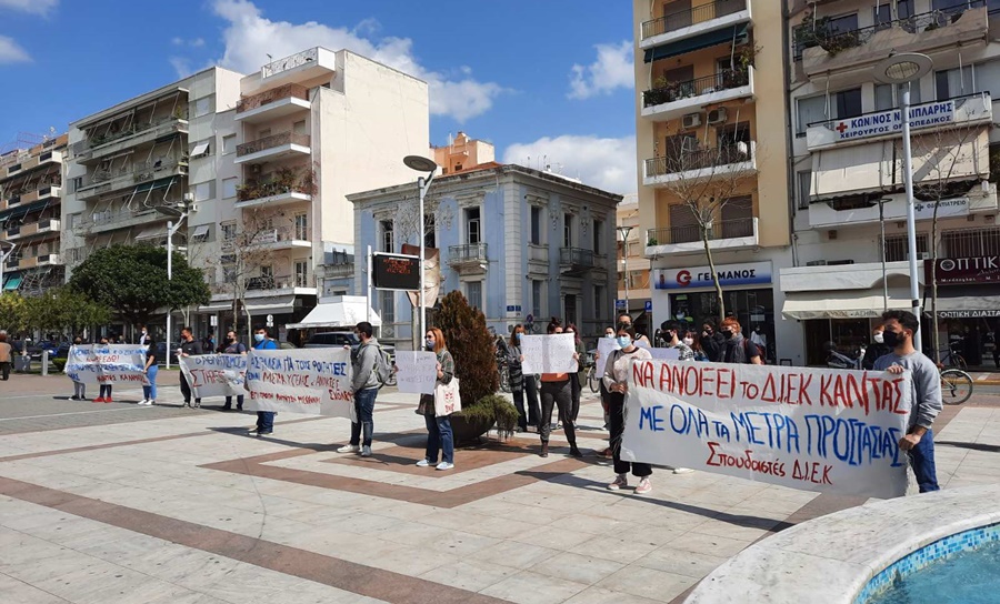 Κινητοποίηση Επιτροπής Φοιτητών Μεσσηνίας στο κέντρο της Καλαμάτας 7