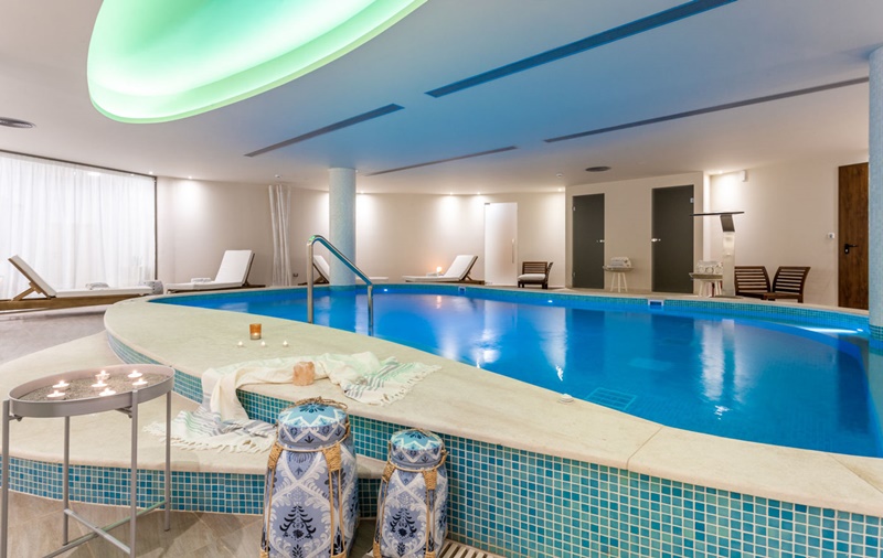 Ζήστε την εκλεπτυσμένη πολυτέλεια στον παράδεισο του Elysian Luxury Hotel and Spa 15