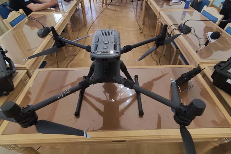 με υπερσύγχρονο drone εφοδίασε η περιφέρεια πελοποννήσου την π. δ. πελοποννήσου του πυροσβεστικού σώματος 3
