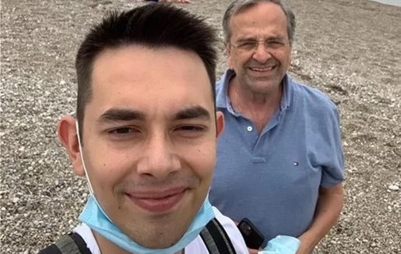 Mια selfie του Αντώνη Σαμαρά με τον γιο του πυροδότησε πολιτικά σενάρια 3