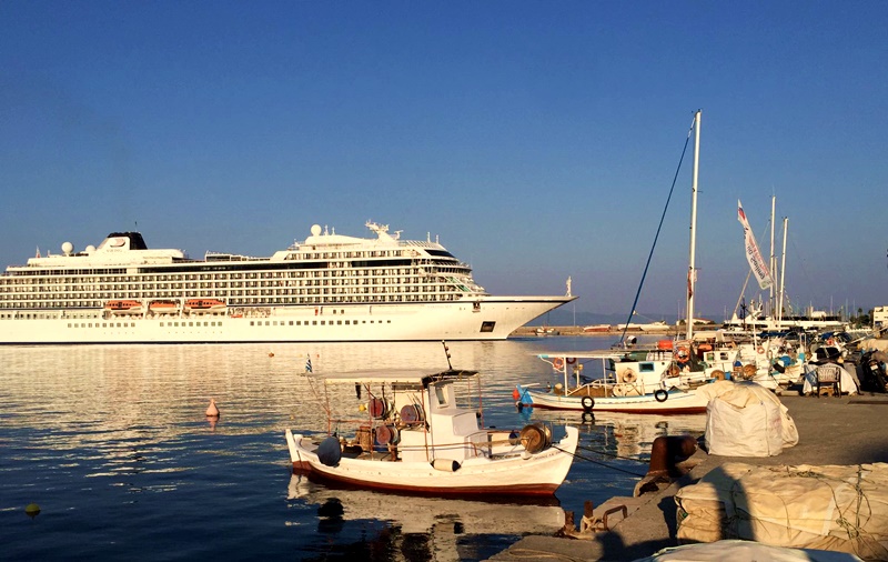 Το κρουαζιερόπλοιο Viking Sea κατέπλευσε στο λιμάνι Καλαμάτας 6