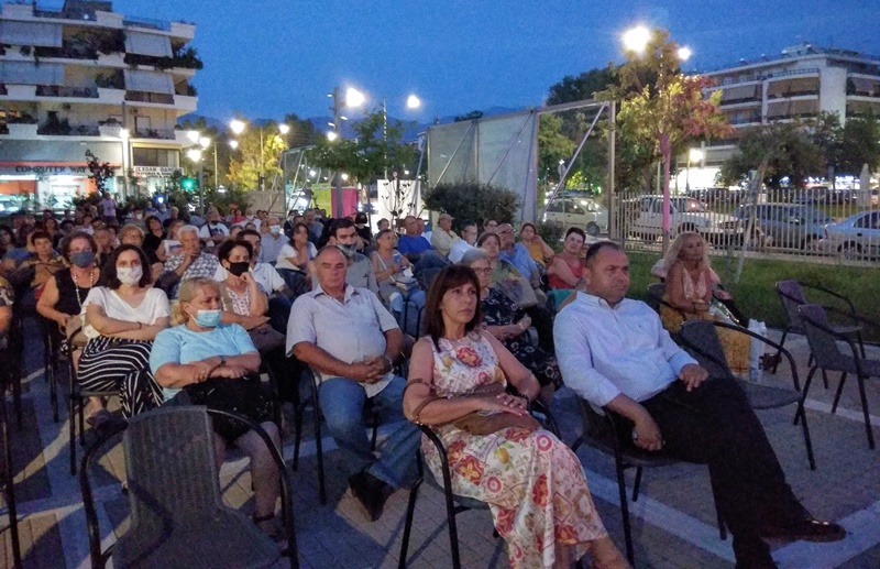 "ΜΟΥΣΙΚΕΣ ΔΙΑΔΡΟΜΕΣ" στον κήπο του Μεγάρου Χορού Καλαμάτας 6