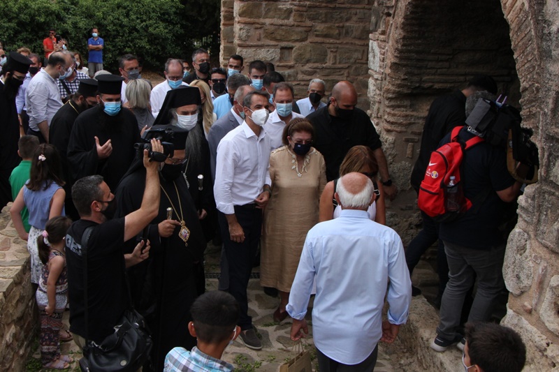 επίσκεψη κυριάκου μητσοτάκη στον ιερό ναό μεταμορφώσεως του σωτήρος στην χριστιανούπολη 12