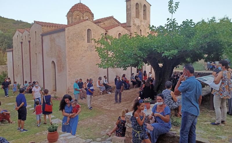 “Θρησκευτικό ταξίδι” ντόπιων και επισκεπτών στην Καλαμάτα τον Δεκαπενταύγουστο 12