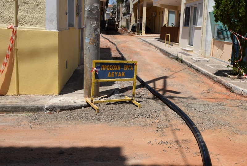 Εργασίες αντικατάστασης δικτύου ύδρευσης σε οδούς στο κέντρο της Καλαμάτας 1