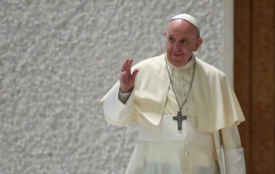 Ο Πάπας Φραγκίσκος έστειλε 15.000 παγωτά σε φυλακισμένους στη Ρώμη
