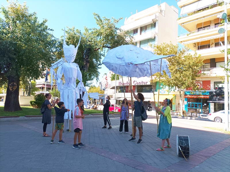 Εντυπωσίασαν οι κούκλες- γίγαντες του 5ου Διεθνούς Φεστιβάλ Κουκλοθέατρου Καλαμάτας 10