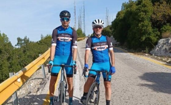 Ο Σταμάτης και ο Ρήγας του Ευκλή Cycling Team στην 35η Ανάβαση Υμηττού 4