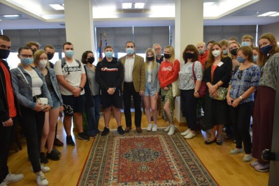 Μαθητές από Τσεχία, Ισλανδία και Λετονία στο Δημαρχείο Καλαμάτας