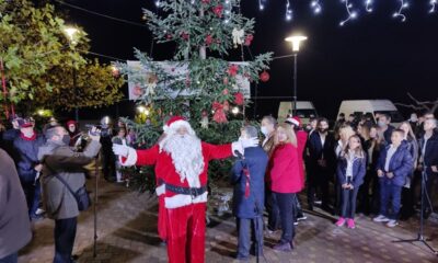 Φωταγώγηση Χριστουγεννιάτικων δέντρων σε Κοινότητες του Δήμου Καλαμάτας 80