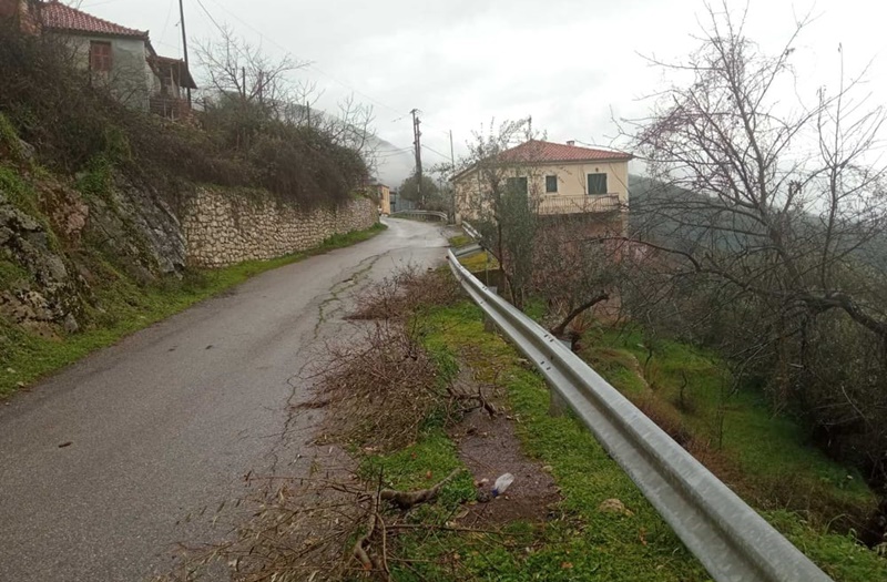 Κεφαλληνού: Κακή η κατάσταση της οδοποιίας στο χωριό των αγωνιστών και οπλαρχηγών του 1821 4