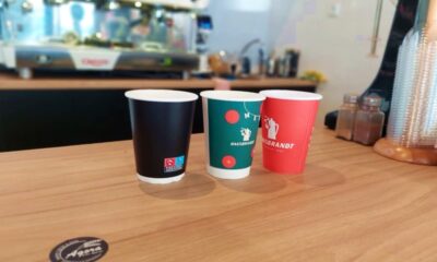 «Πράσινο» τέλος: Από σήμερα δέκα λεπτά ακριβότερος ο καφές σε πλαστικό ποτήρι 1