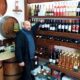 το καλό κρασί και η παράδοση συναντιούνται στο κελάρι της αγοράς “οίνος παυλόπουλου” 58