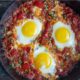 συνταγή για αυγά μάτια με κιμά στο τηγάνι - «σπιτικό» brunch 16